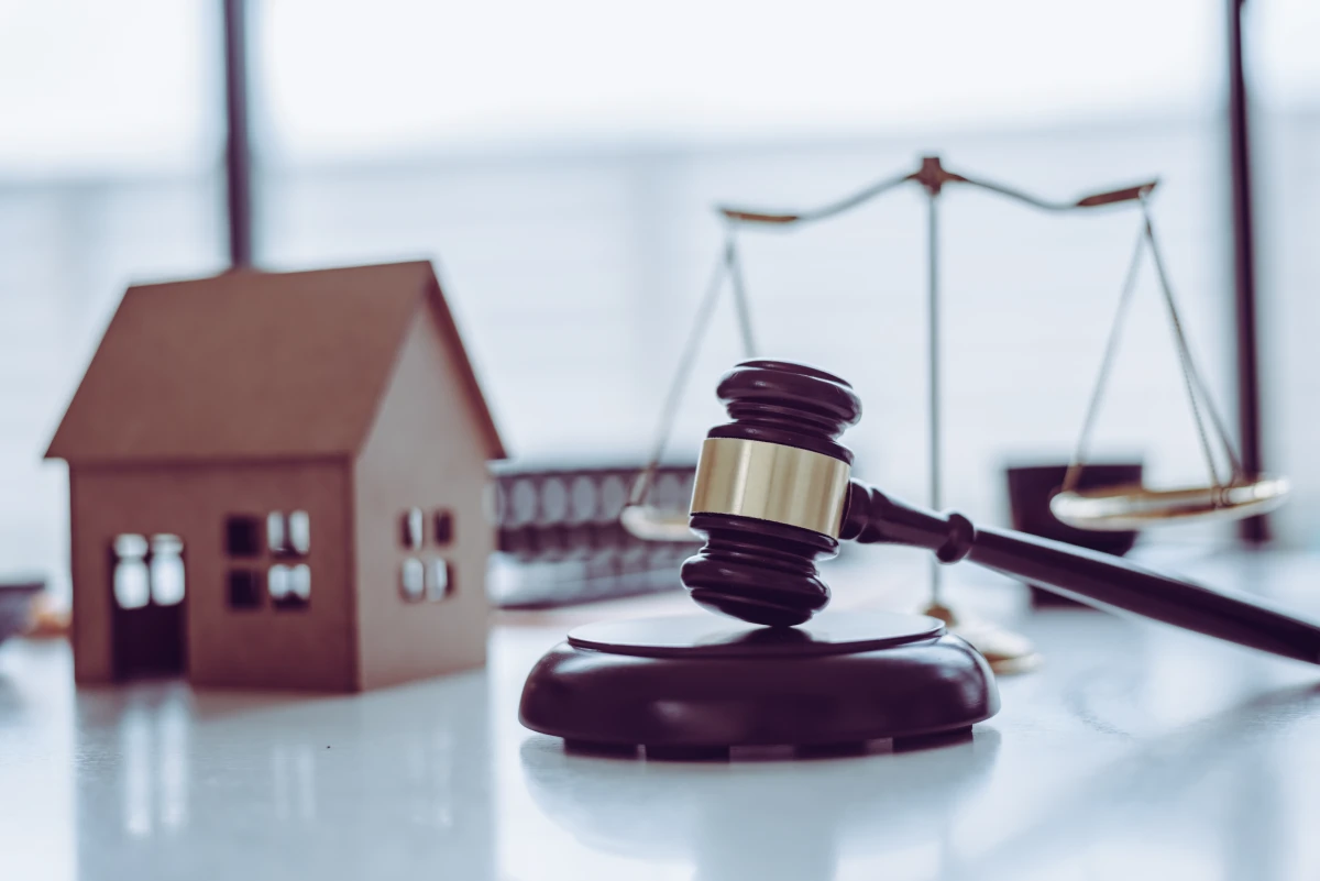 Le droit immobilier et l'achat d'une première maison : tout ce que vous devez savoir